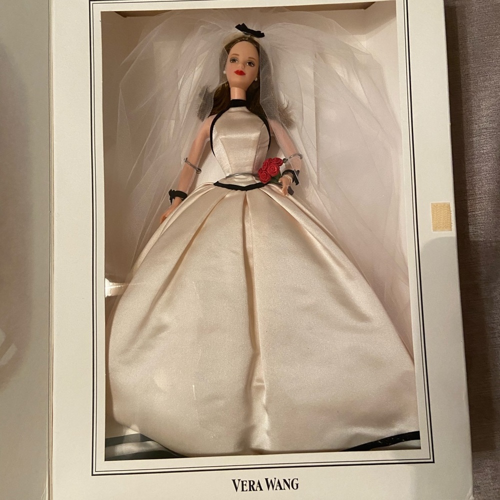 Rare! Vera Wang Barbie NWT